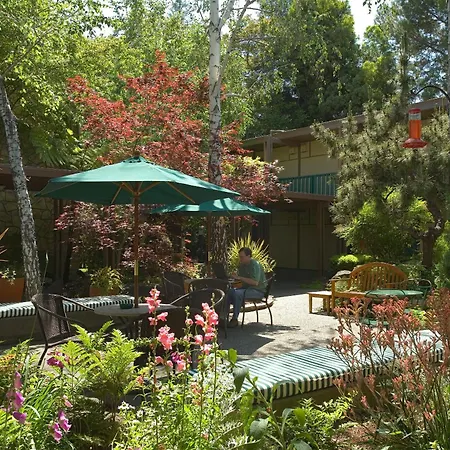 The Creekside Inn-3