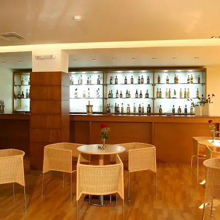 Blue Sea Hotel Alimos-3