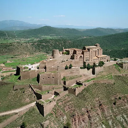 Parador De Cardona-2