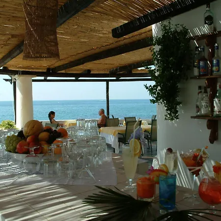 Hotel Punta Rossa-3