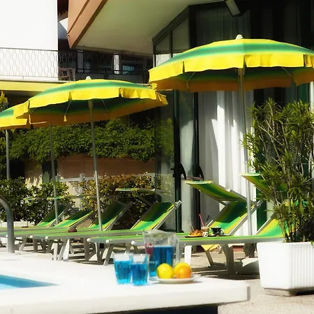 Hotel American-3