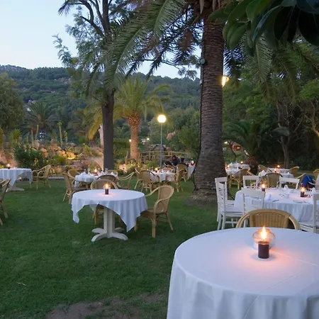 Hotel Punta Sur-3