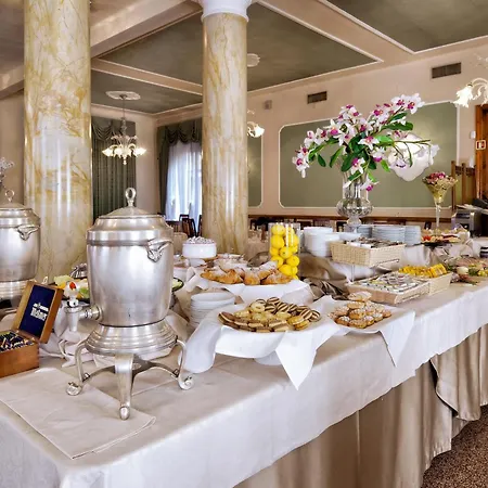 Hotel Ercolini & Savi-3