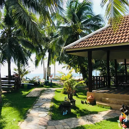 First Villa Beach Resort-3