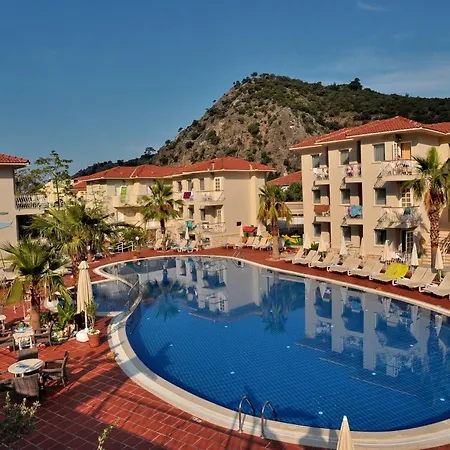 The Blue Lagoon Deluxe Hotel-2