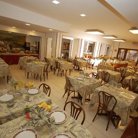Hotel Bella Riviera Lungomare-3