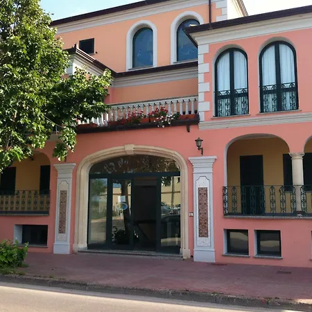 Residence Marina Palace-3