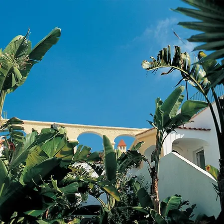 Hotel La Scogliera-3
