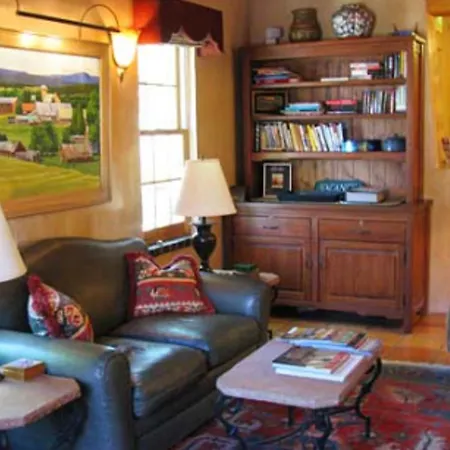 El Farolito B&B Inn-2