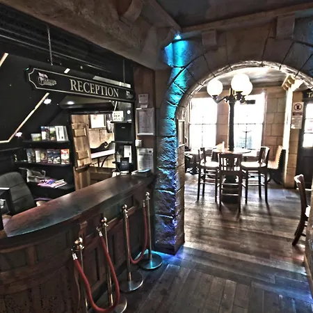 The George Hotel-3