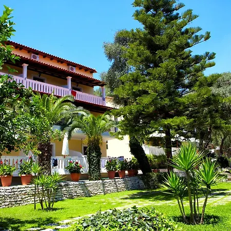 Magda'S Hotel Apartments-2