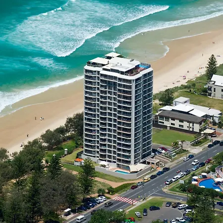 Golden Sands On The Beach - Absolute Beachfront Apartments-2