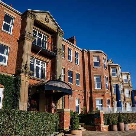 Clifton Arms Hotel-2