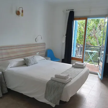 Hostal Santa Gemma-3