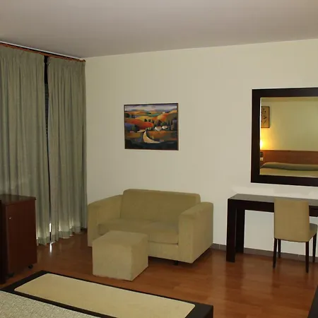 Hotel Flora Parc-3