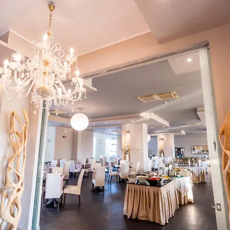 Capo Peloro Hotel (Adults Only)-3