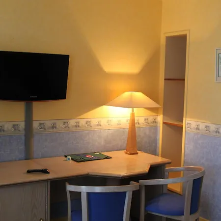 Hotel Des Bains-3