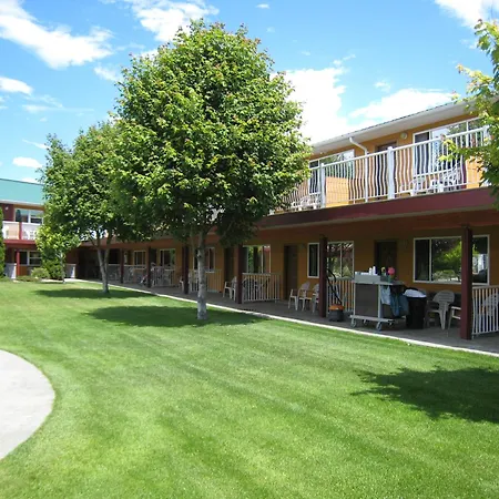 Days Inn By Wyndham Penticton Conference Centre-2