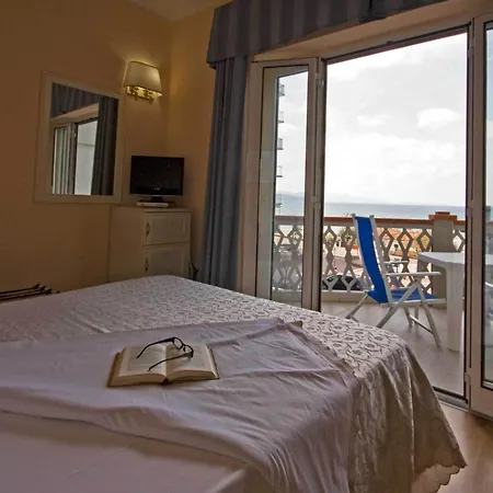Hotel Ausonia-3