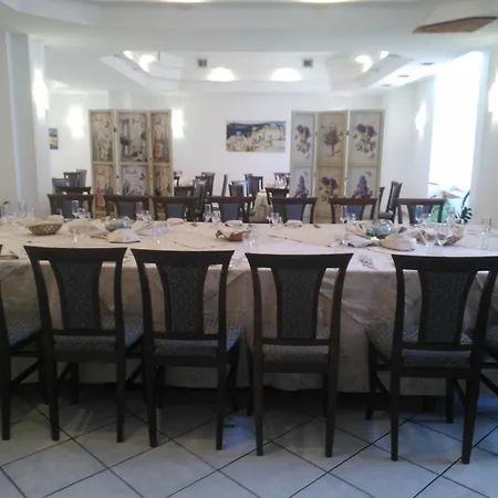 Hotel Ristorante Antica Marina-3