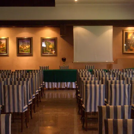 Hotel Posta 77-3