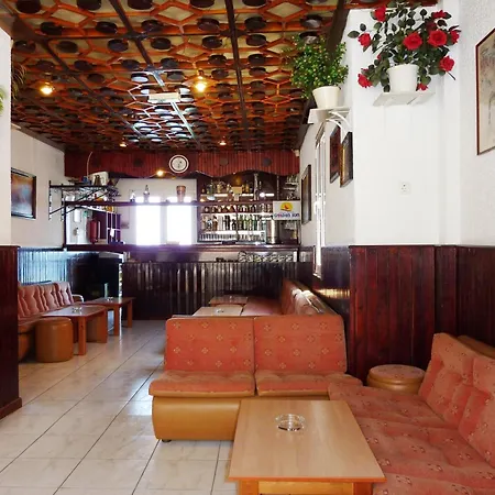 Hotel Perama-2