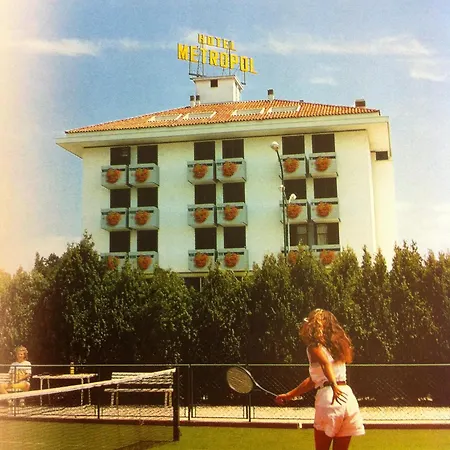 Hotel Metropol-2