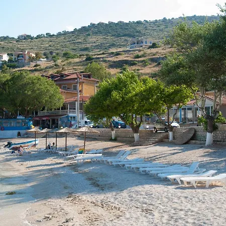 La Grotta-3