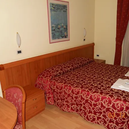 Hotel Val Di Sangro-3