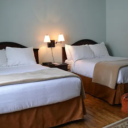 Anchor Inn Hotel And Suites-2