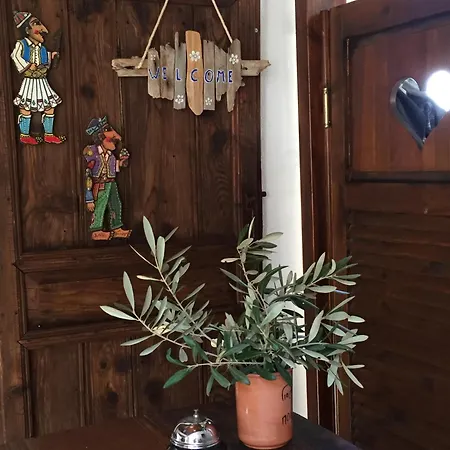 Auberge Kalopetri-2