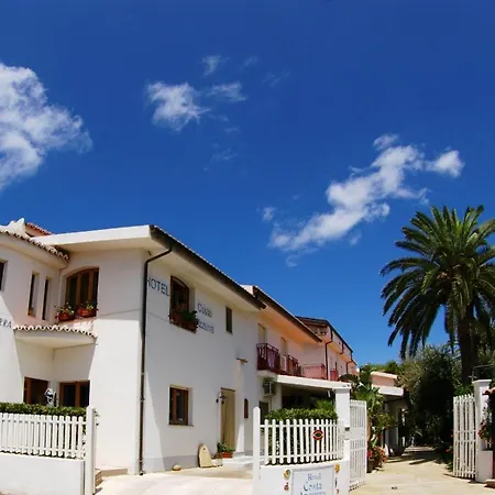Hotel Residence Costa Azzurra - Panoramic Swimming Pool And Free Parking-2