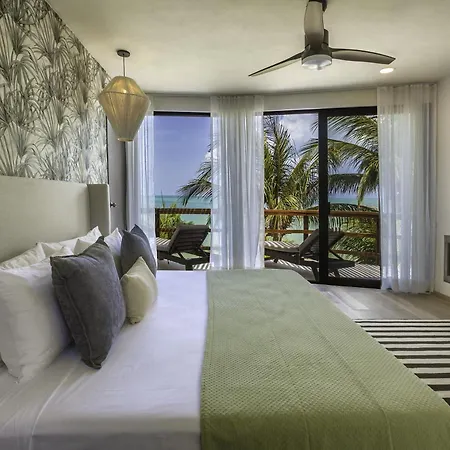 Beachfront Hotel La Palapa - Adults Only-3