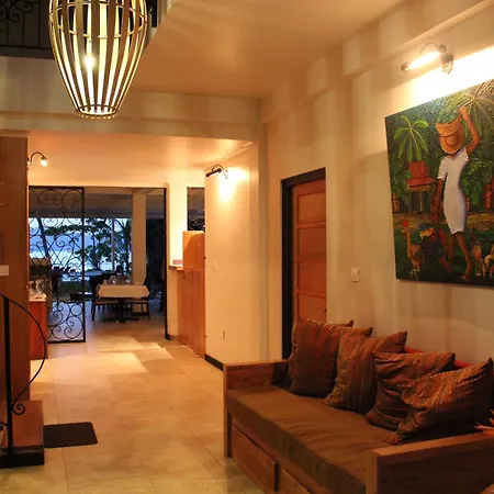 Le Repaire - Boutique Hotel & Restaurant-2