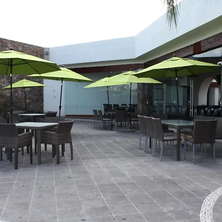 Hotel Villa Mexicana Golf&Equestrian Resort-3