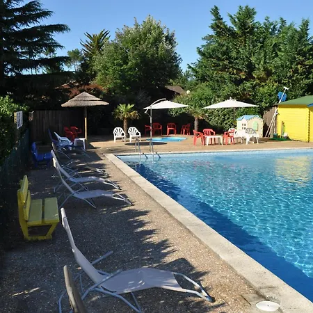 CLUB ATLANTIQUE - Chambres pour 2 personnes - Bar Snack Piscine --3