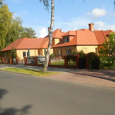 Pensjonat Nad Jeziorem-2