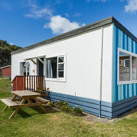 Foxton Beach Holiday Park-2