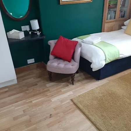 Another Room-2