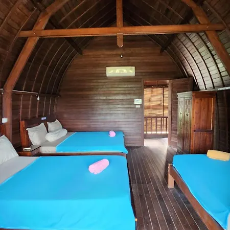 Suka Beach Bungalow-2