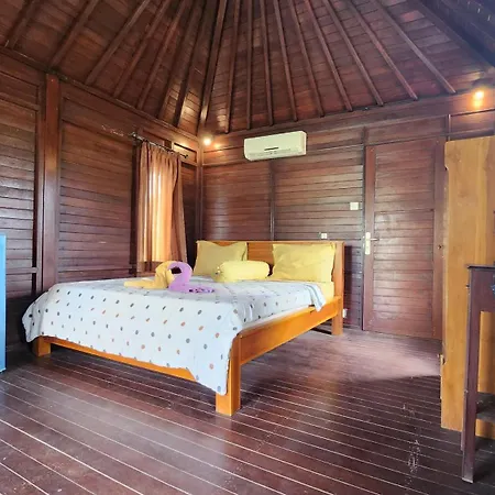 Suka Beach Bungalow-2