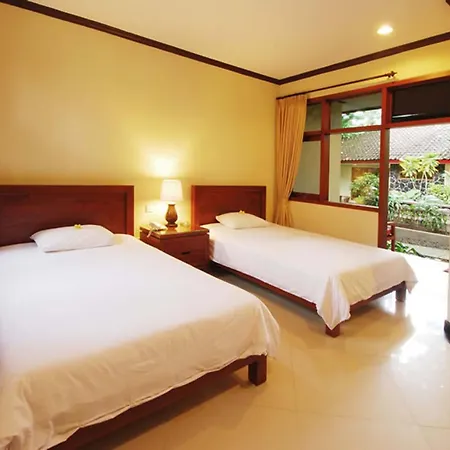 Yulia Beach Inn Kuta-3