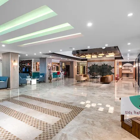 Club Big Blue Suit Hotel-2