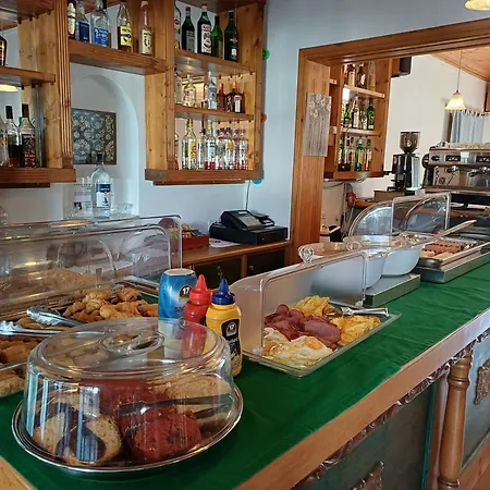 Siroco'S Rooms And Studios-2