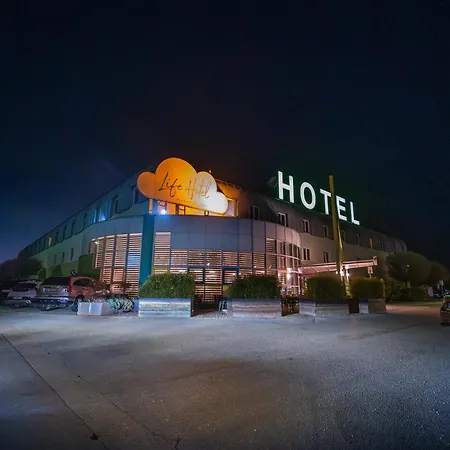 Lifehotel Vienna Airport-3