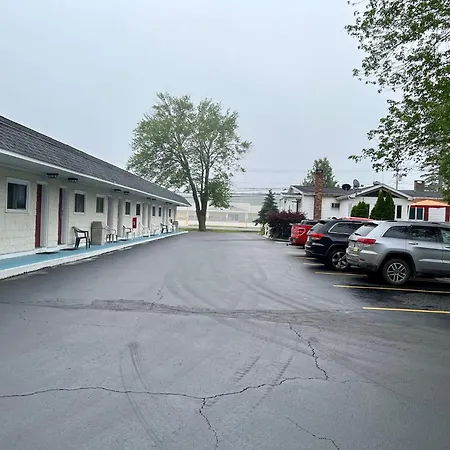 Rodeway Inn & Suites Brunswick Near Hwy 1-3
