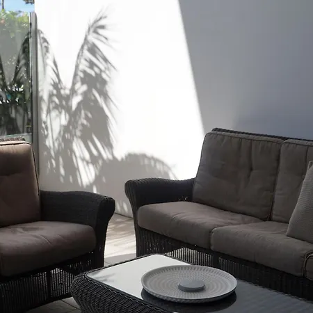 Silvershore Apartments On The Broadwater-2