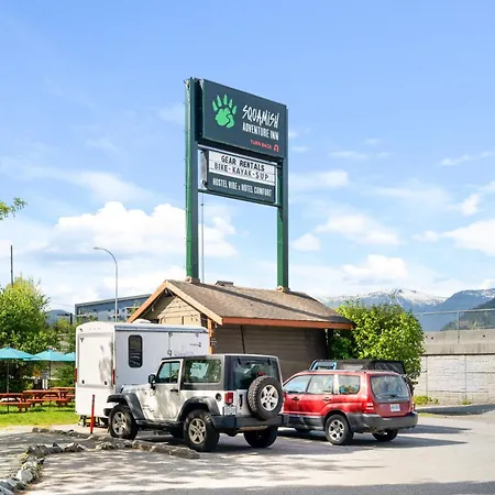 Squamish Adventure Inn-2