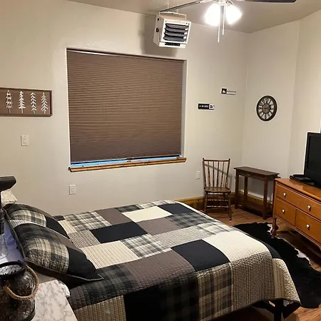 Rainbows End Fishing Resort-2