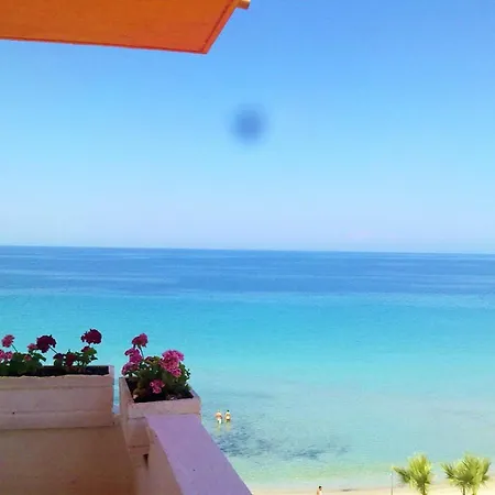 Ladies Beach Hotel-3